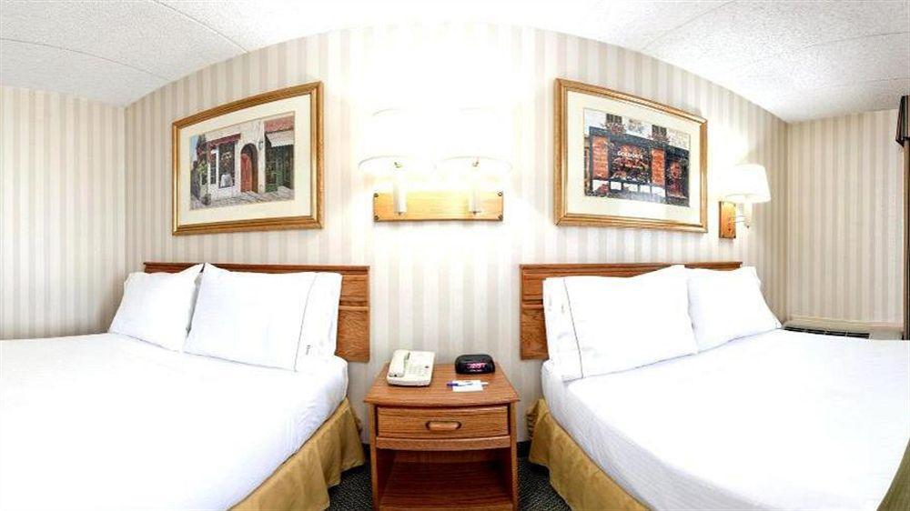 Holiday Inn Express Hotel & Suites Philadelphia - King Of Prussia By Ihg Esterno foto