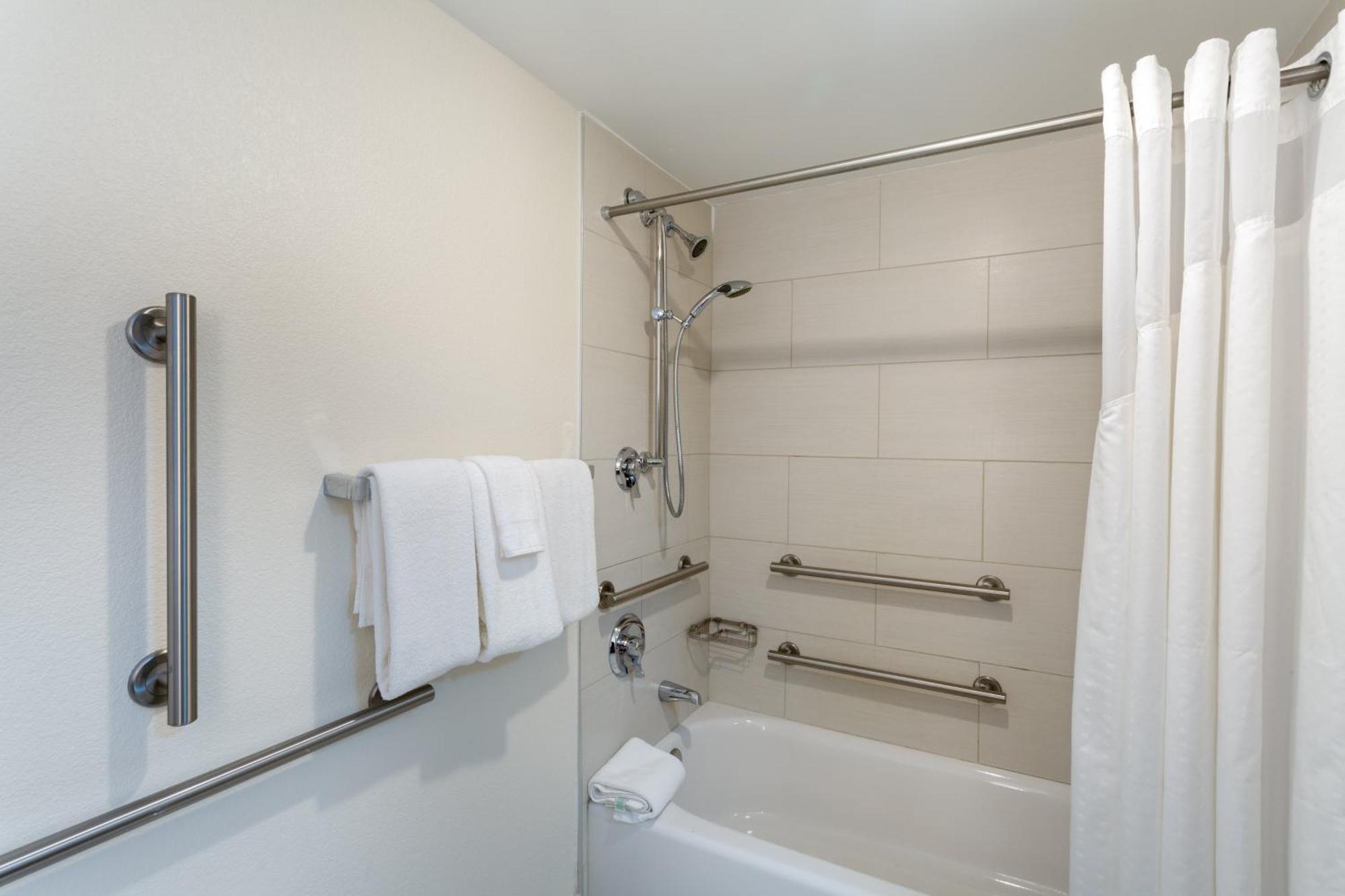 Holiday Inn Express Hotel & Suites Philadelphia - King Of Prussia By Ihg Esterno foto